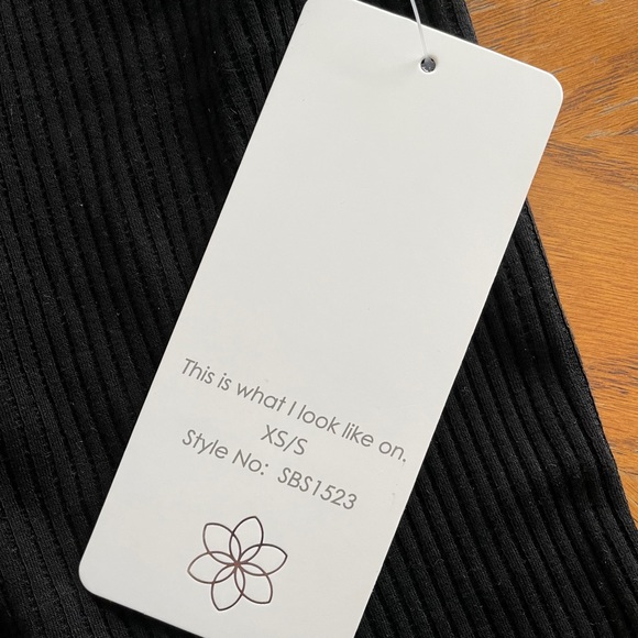 ***SOLD***Aura tank black bodysuit size XS/S - Picture 7 of 8